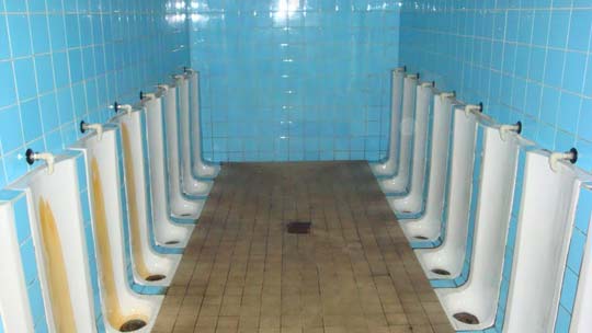 bohemians1905_toiletten