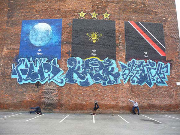 manchester-blue-moon