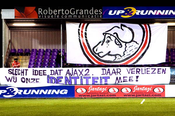 almerefc-ajax2_NEE