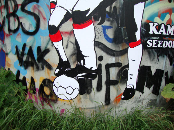 patrickkluivertfrankrijkaard-streetart6