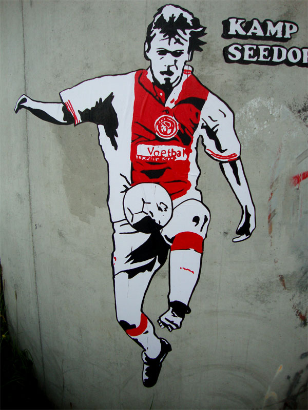 richardwitschge-hooghouden-feyenoord-streetart2